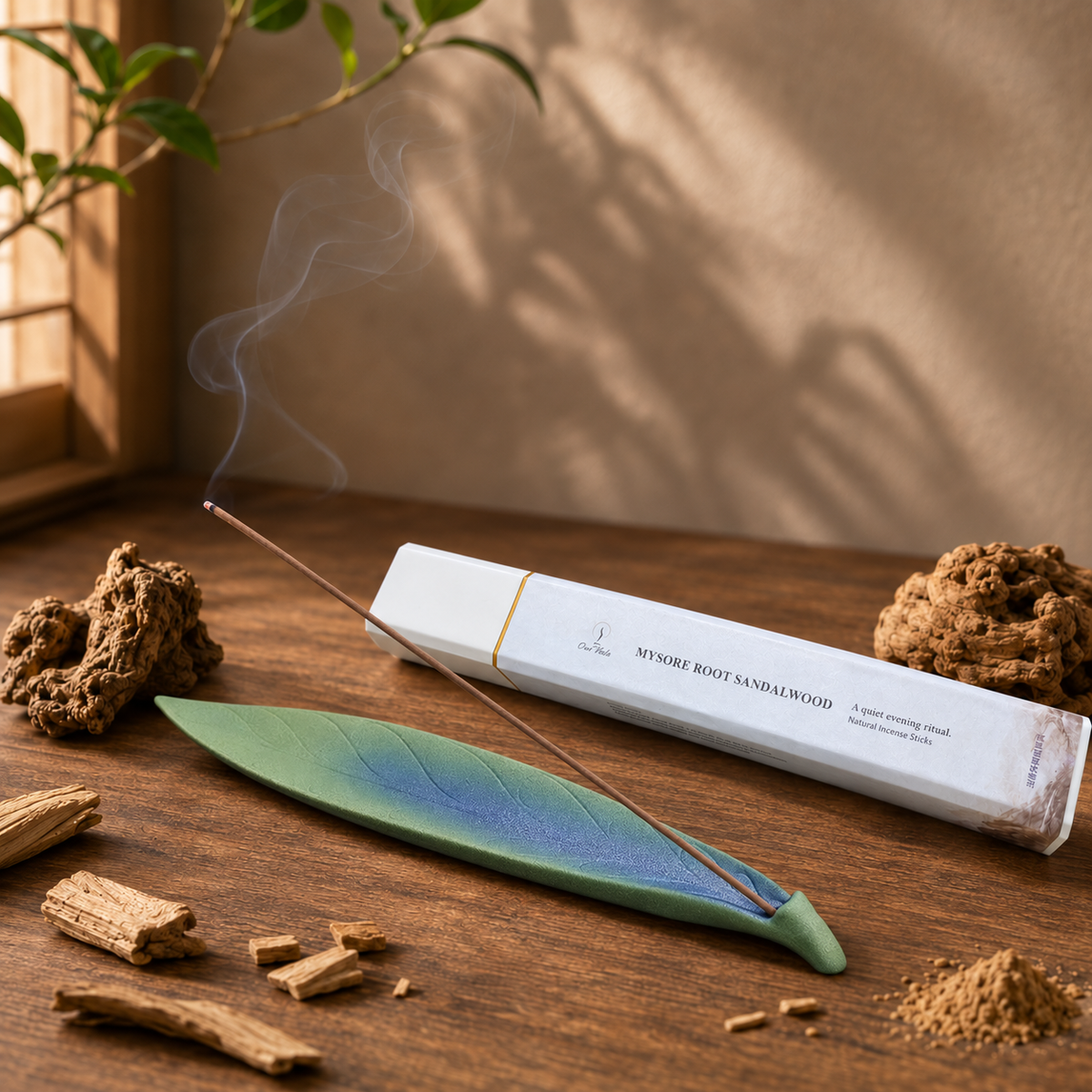 Mysore Root Sandalwood 50g incense and Lucky Leaf holder set