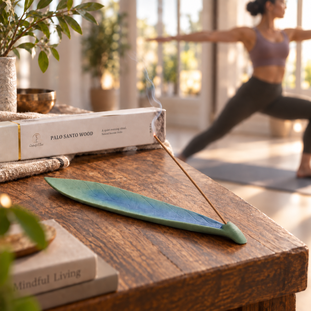 Palo Santo Wood incense with Lucky Leaf ceramic holder