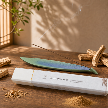 Palo Santo Wood 50g incense and Lucky Leaf holder set